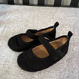 Old navy black fabric Mary Jane slip on Velcro dress shoes 12-18 months